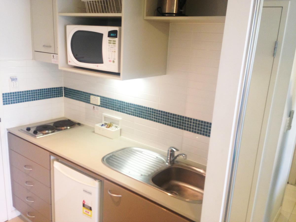Base Holidays - Ettalong Beach Premium Apartments Bagian luar foto