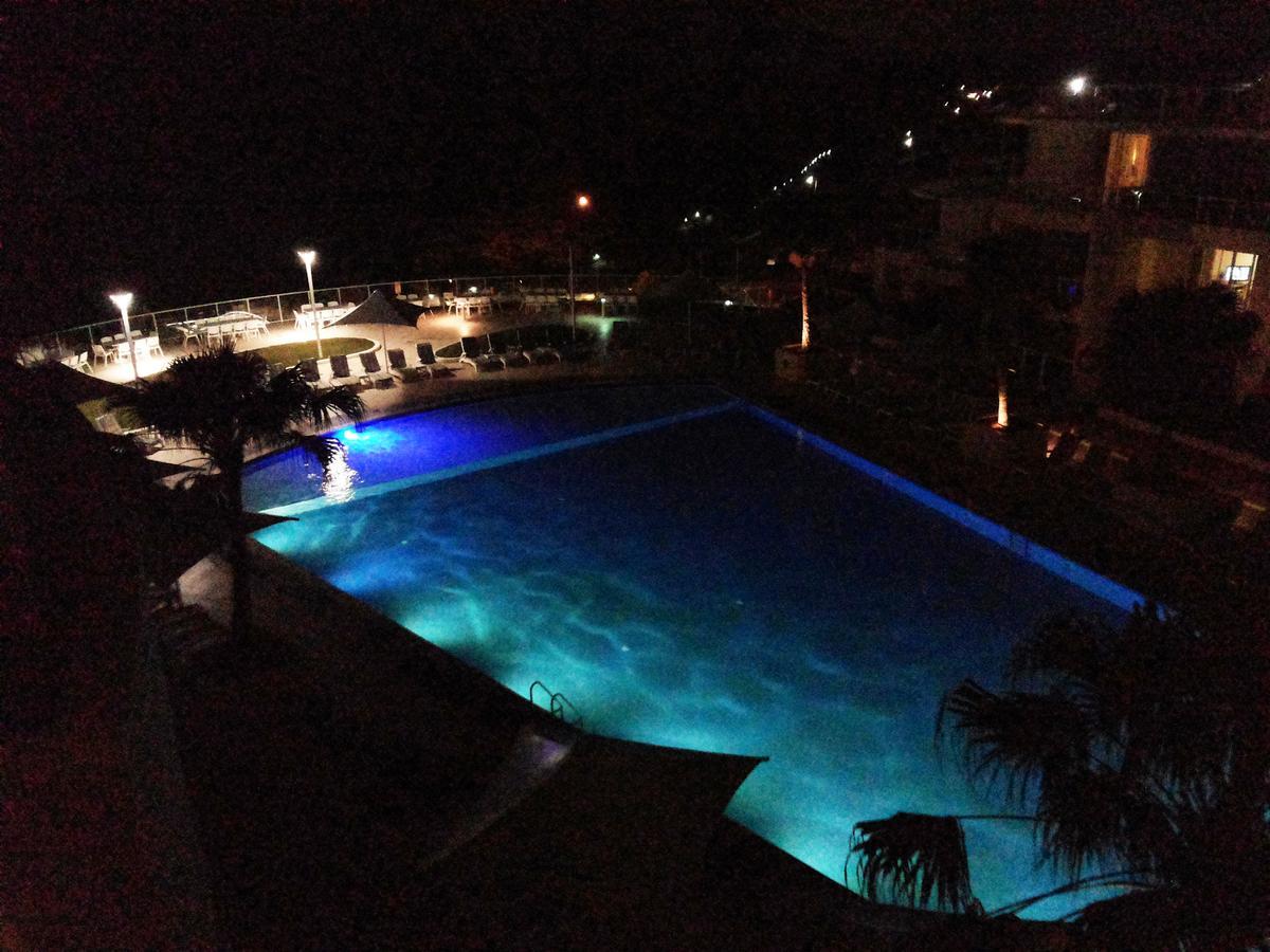 Base Holidays - Ettalong Beach Premium Apartments Bagian luar foto