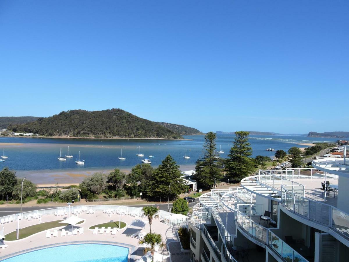 Base Holidays - Ettalong Beach Premium Apartments Bagian luar foto